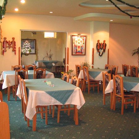 Family Hotel Familya روس المظهر الخارجي الصورة