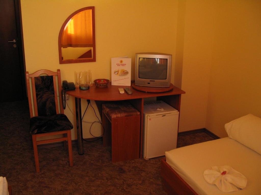 Family Hotel Familya روس الغرفة الصورة